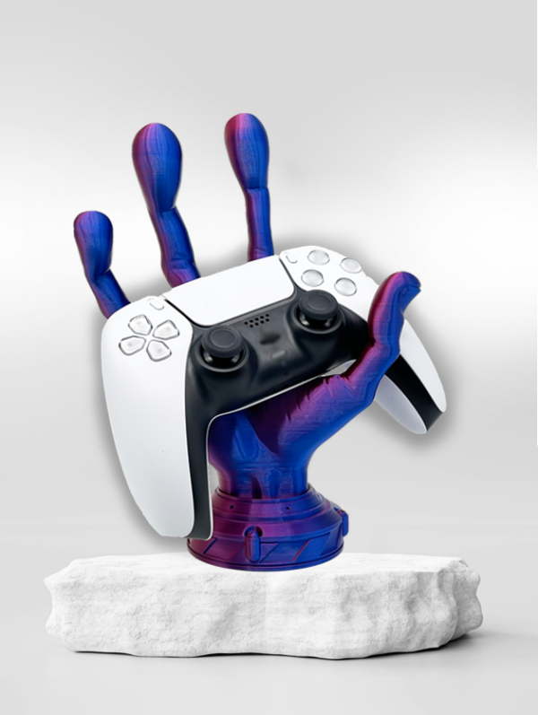 Alien Hand 4